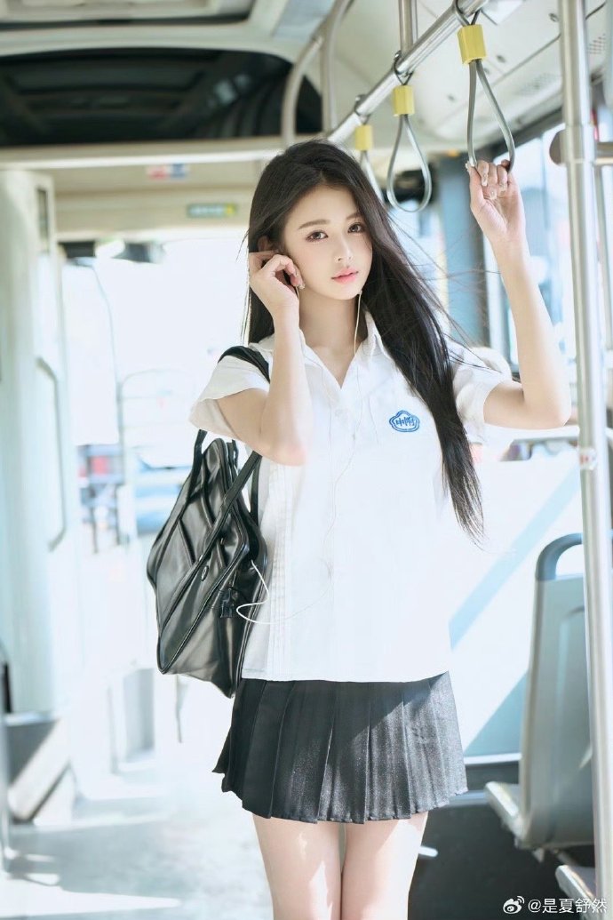 跨设备 · 现实题材
